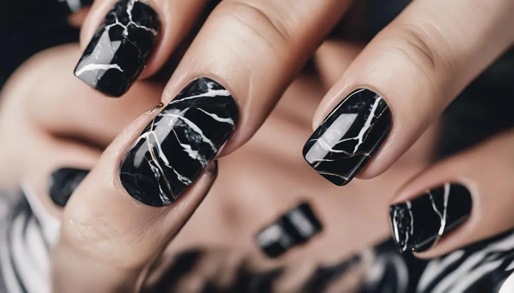 black Marble Nail Ideas